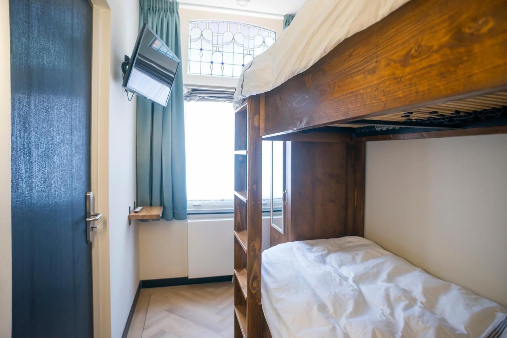 Petite Room With Wifi, Ac, And Shared Kitchen 提耳堡 外观 照片